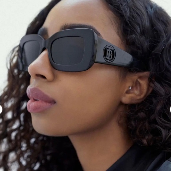 Burberry Sunglasses, New 250 - Picture 3 of 8